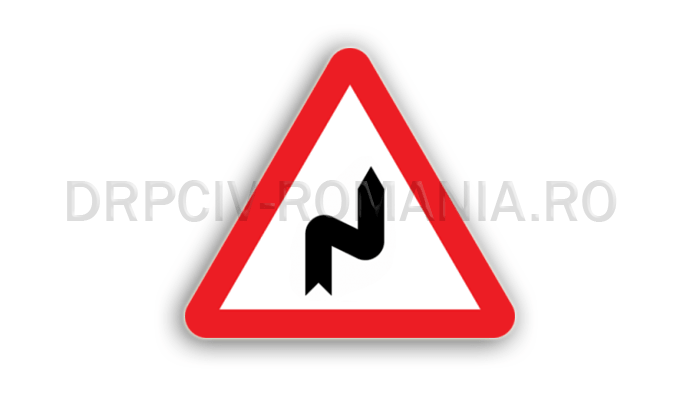 Curbă dublă sau o succesiune de mai mult de două curbe, prima la dreapta