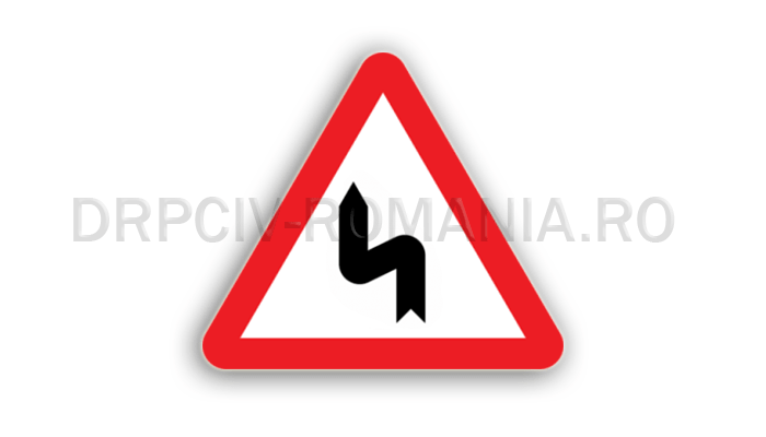 Curbă dublă sau o succesiune de mai mult de două curbe, prima la stânga
